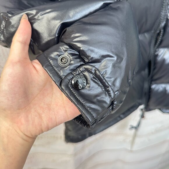 Men's Moncler Maya Series White Goose Down Warm Short Down Black Jacket L - Picture 3 of 9